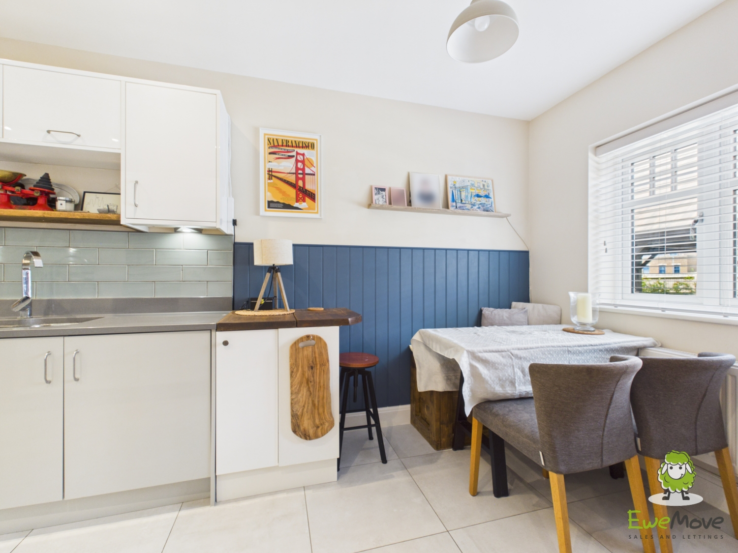EweMove Estate Agents Basingstoke - 3 Stanton Court