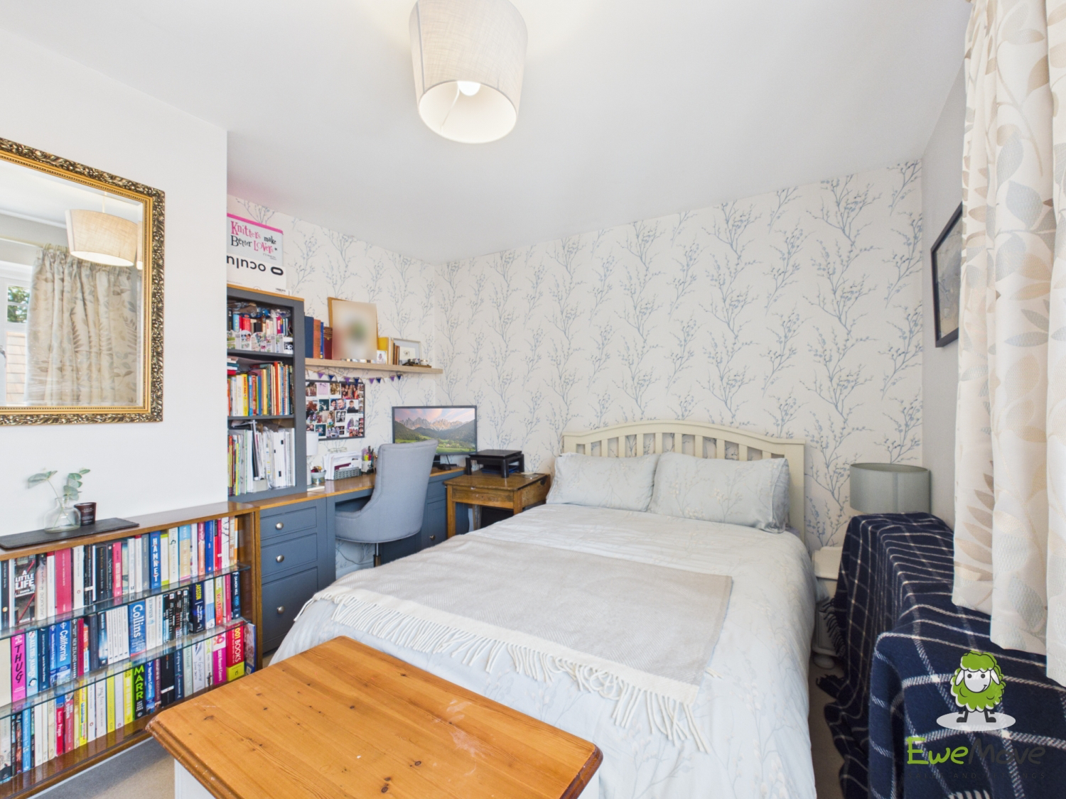 EweMove Estate Agents Basingstoke - 3 Stanton Court