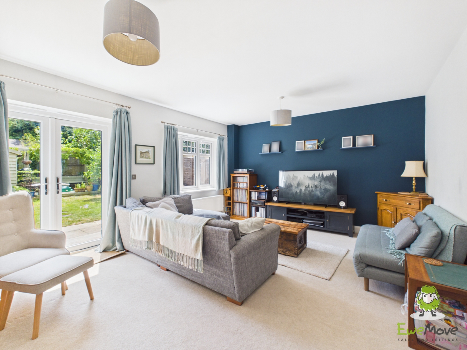 EweMove Estate Agents Basingstoke - 3 Stanton Court