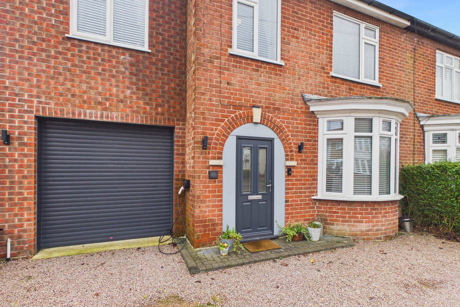 EweMove - Spalding -  Halmer Gate - Garage