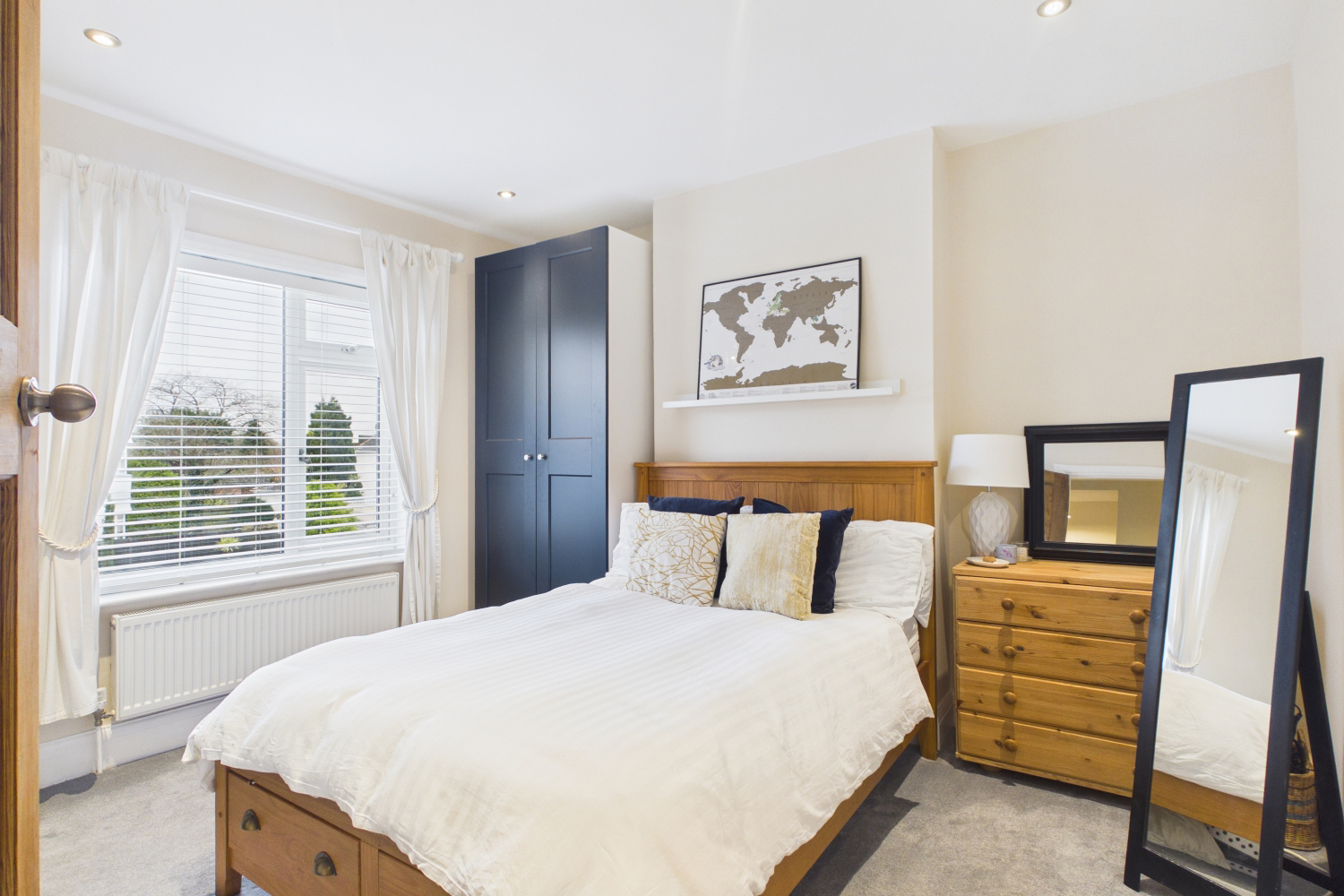 EweMove - Spalding -  Halmer Gate - Bedroom