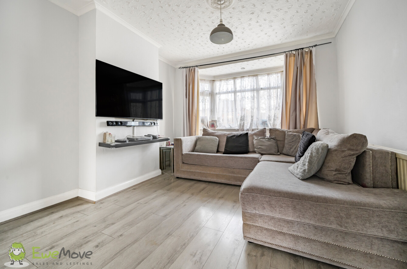 Pursley Road, London, NW7