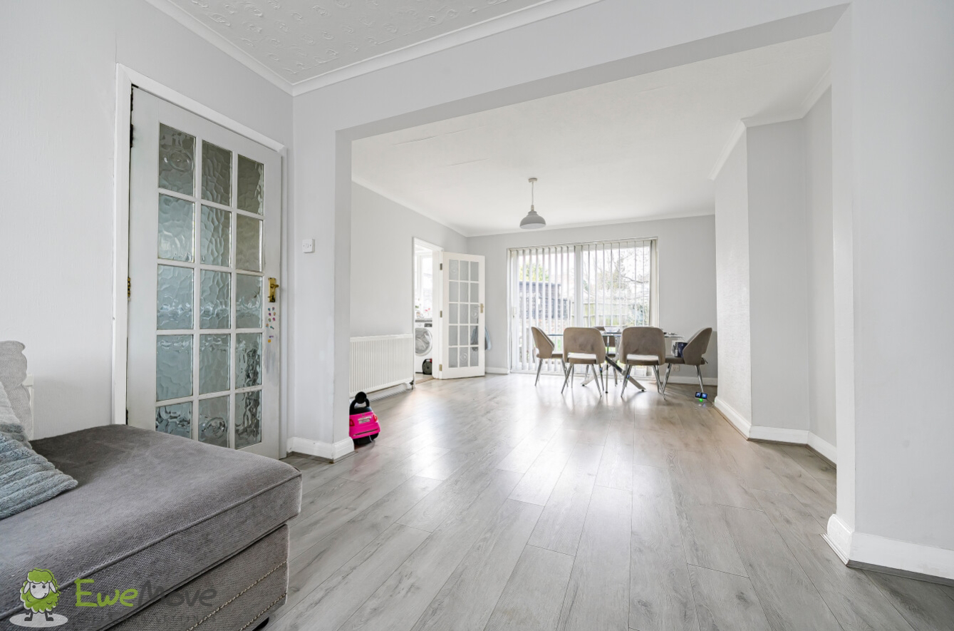 Pursley Road, London, NW7, photo 3