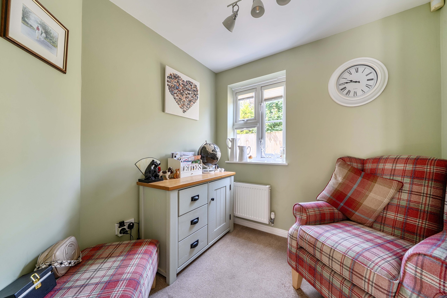 Heron Forstal Avenue, Hawkinge, CT18, photo 10