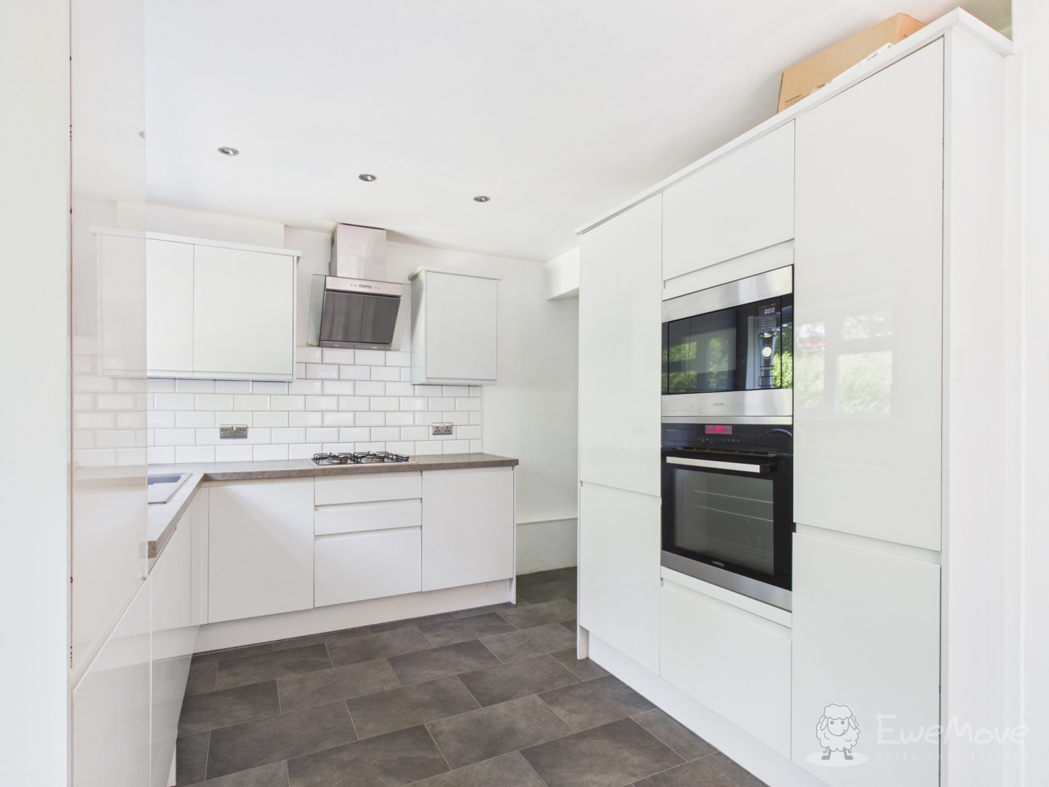 9 Lindfield Estate North, Wilmslow, photo 2