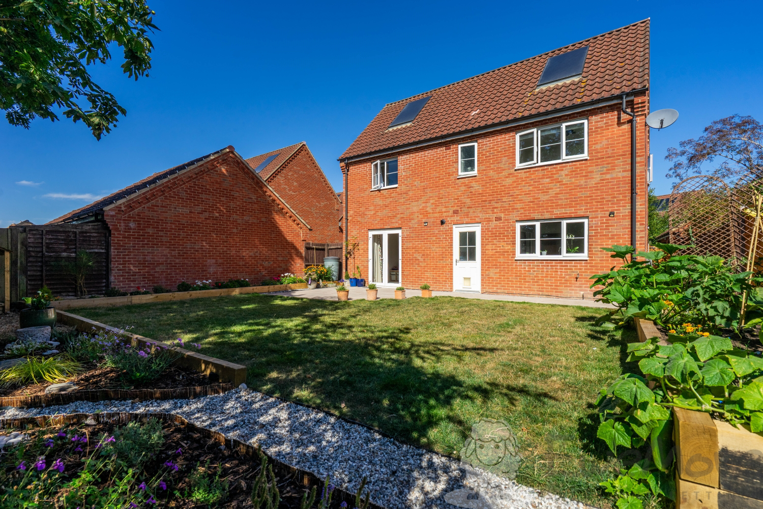 Blazey Drive, Wymondham, Norfolk, NR18