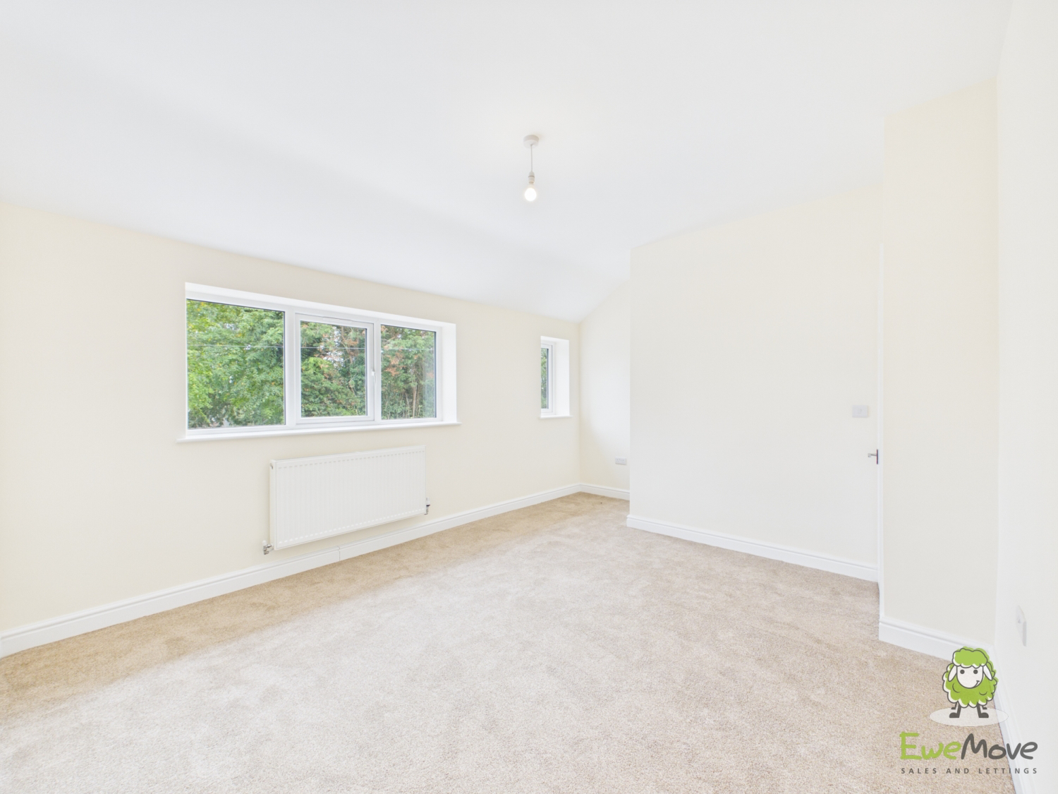 1 Sunny View Holt Road, Cross Lanes, Wrexham, photo 11