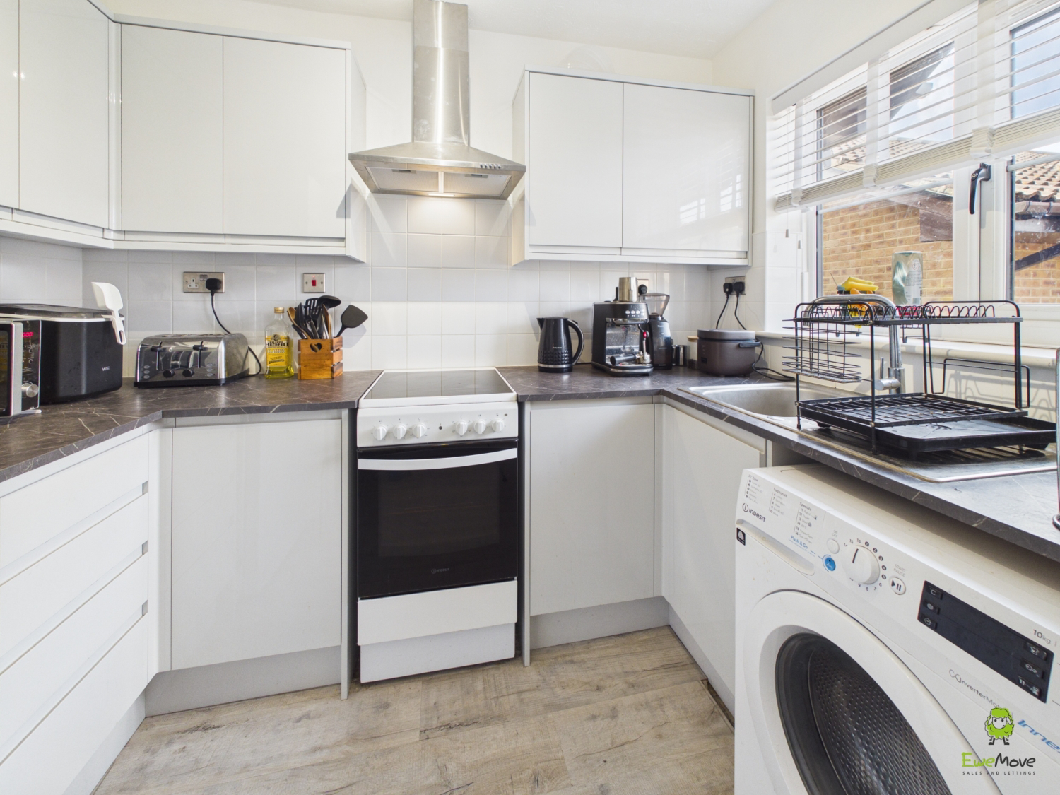 Presented by Clinton at EweMove Bexleyheath and Dartford
Boroughs
