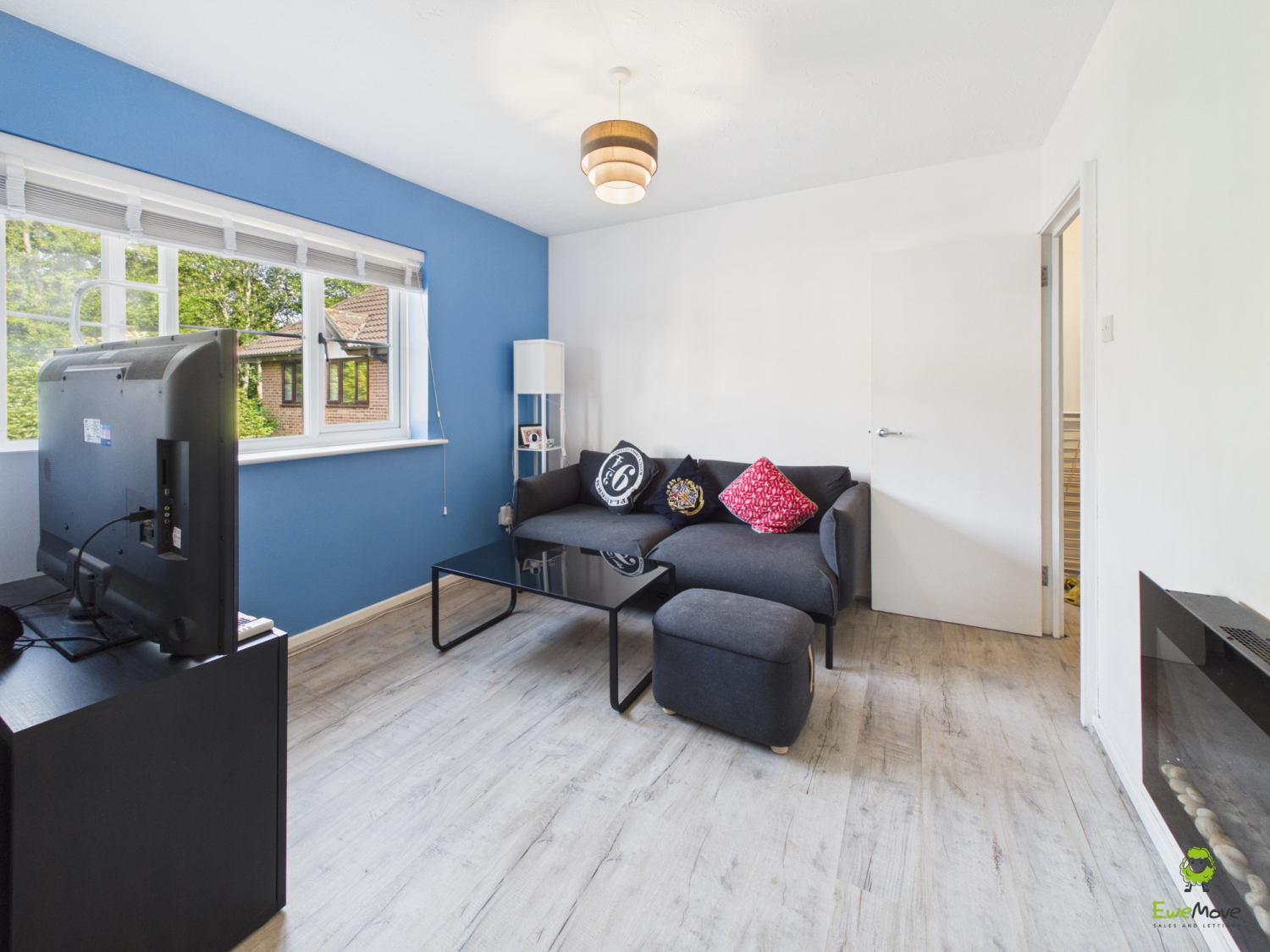 Presented by Clinton at EweMove Bexleyheath and Dartford
Boroughs

