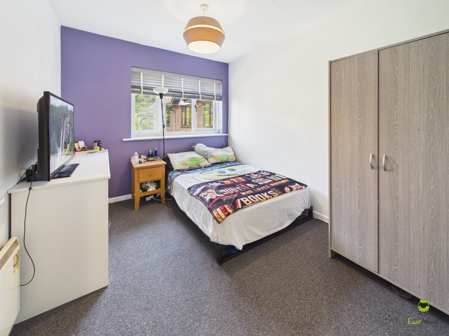 Presented by Clinton at EweMove Bexleyheath and Dartford
Boroughs