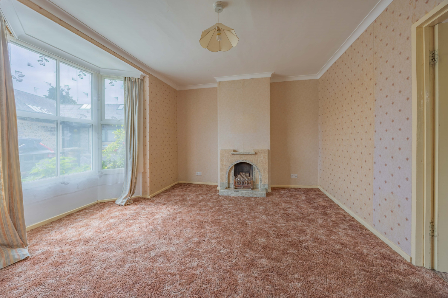 25 Church Road Trull, Trull, Taunton, photo 2