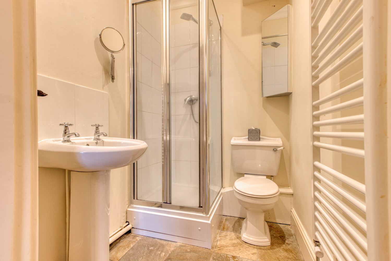 6 THE CLOCKHOUSE, GRAHAM WAY, TAUNTON, photo 5