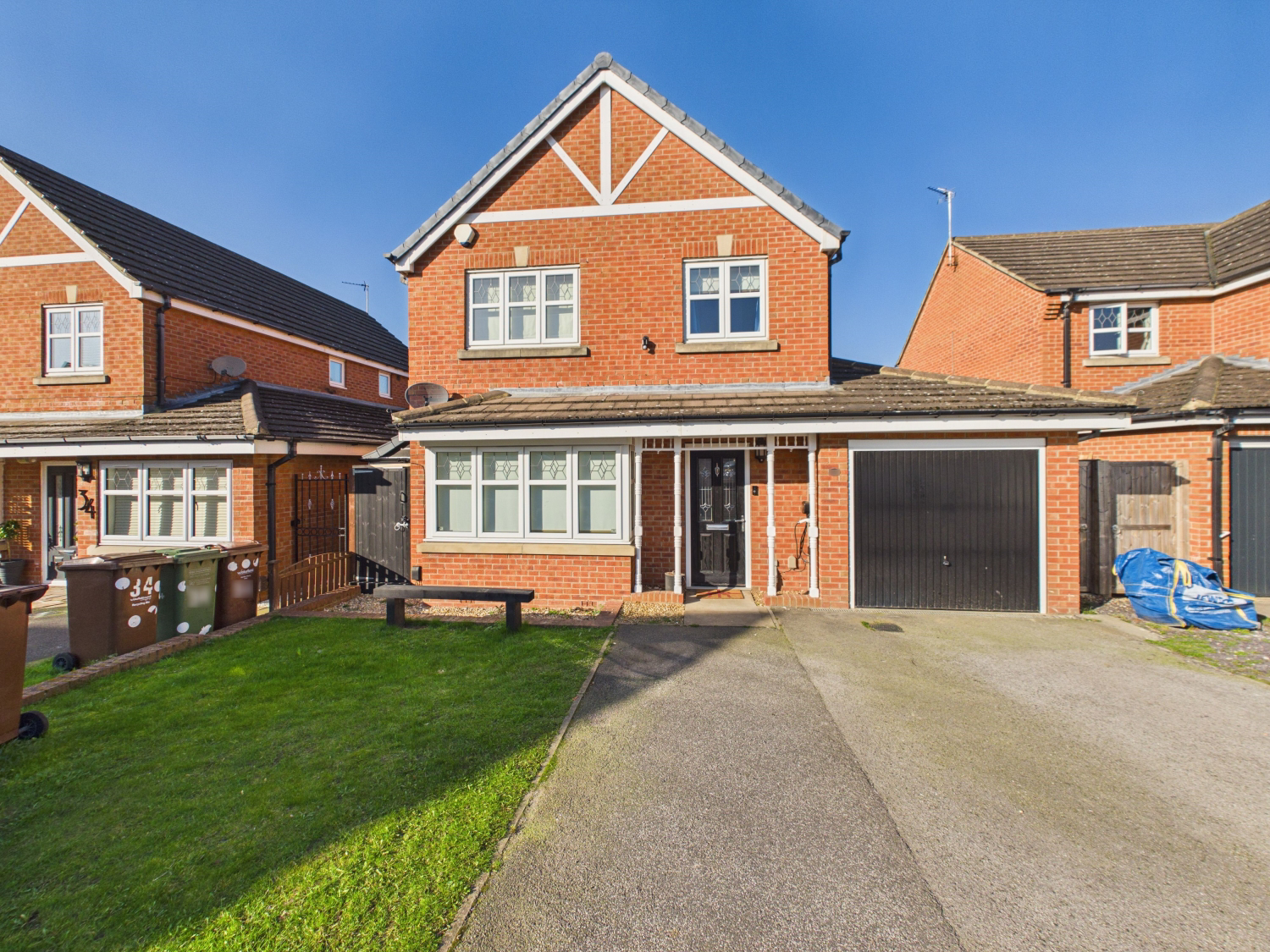 Telford Close, Castleford, West Yorkshire, WF10