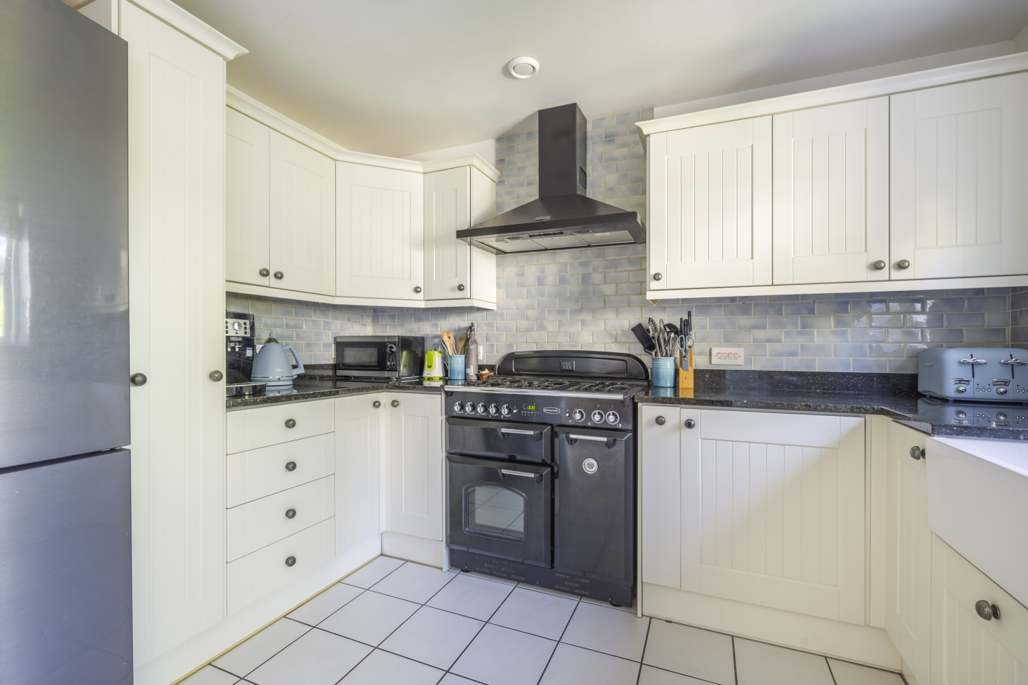 Hardie Close, Tetbury, Gloucestershire, GL8, photo 2