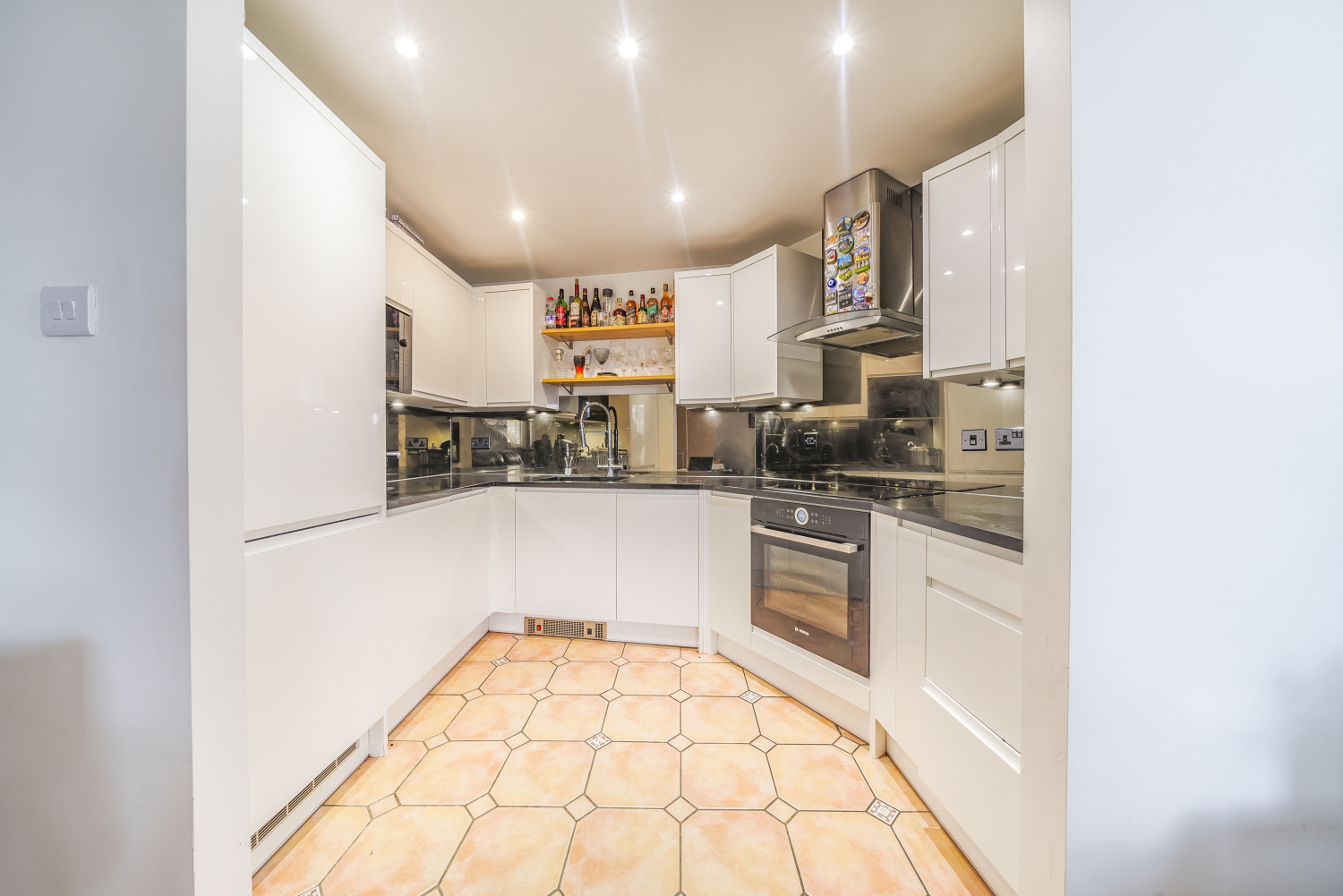 Basin Approach, London, E14, photo 7
