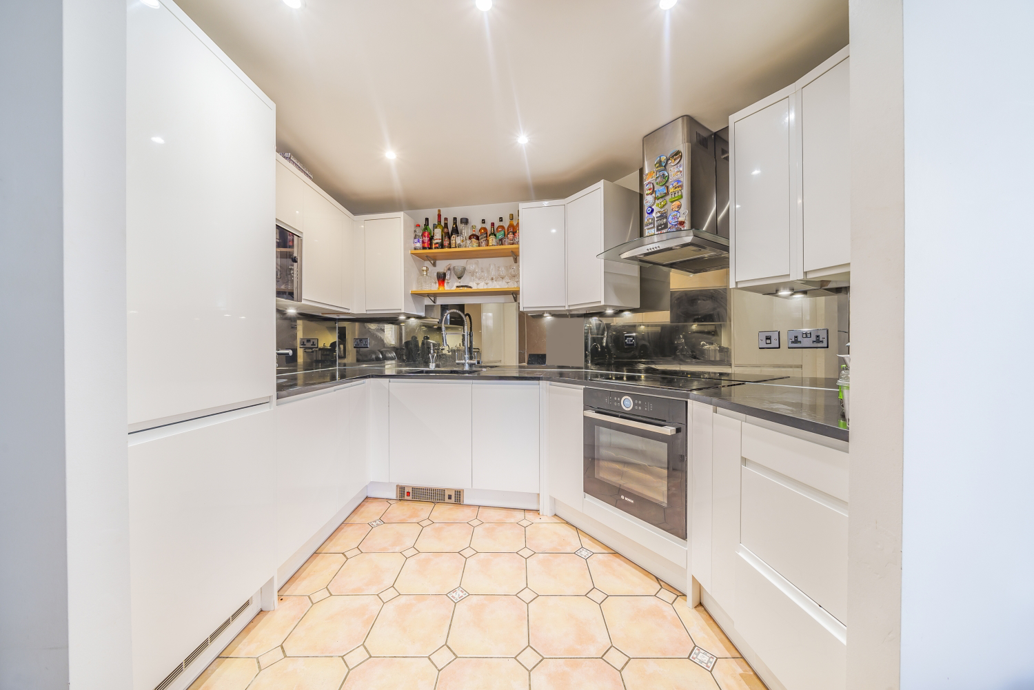 Basin Approach, London, E14, photo 4