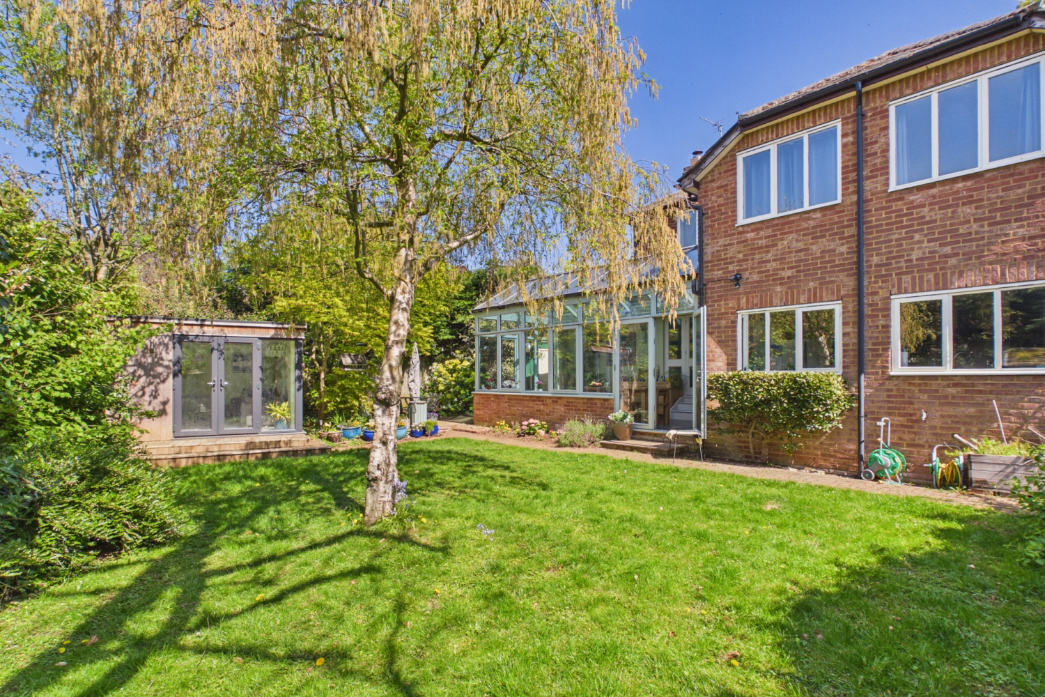 Soulbury Road, Burcott, Wing, Buckinghamshire LU7, photo 3