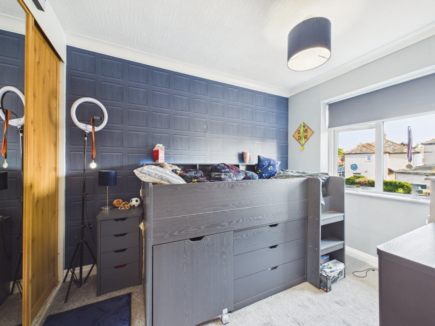125 NEW HEY ROAD, HUDDERSFIELD, photo 10