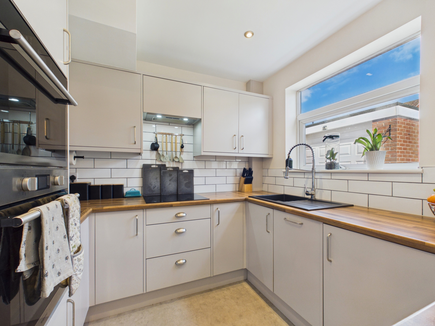 Marley Road, Poynton SK12 1LY, photo 3