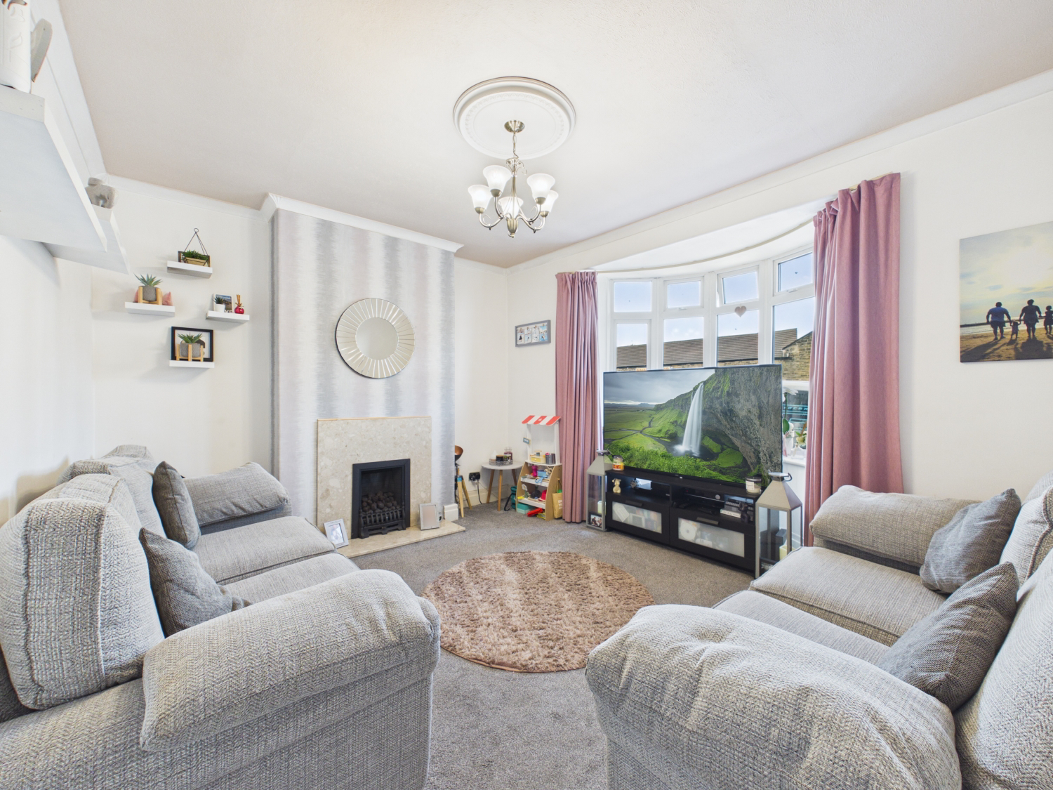 125 NEW HEY ROAD, HUDDERSFIELD, photo 5