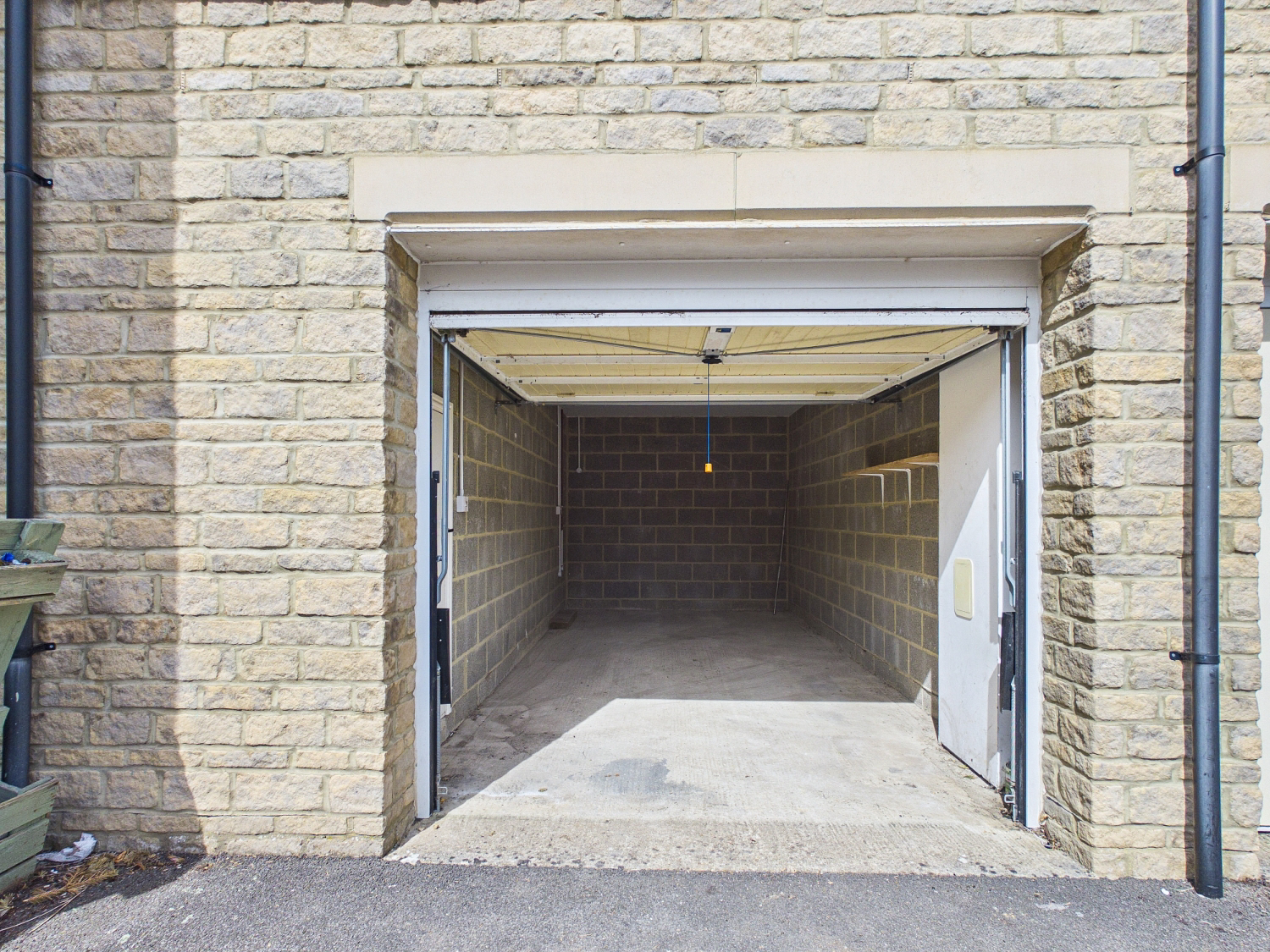 Forstall Way, Cirencester, photo 2