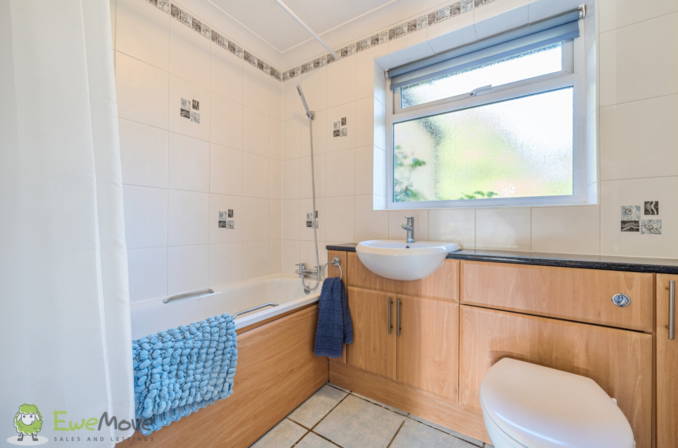 Hollybush Lane, West Heath, Baughurst, Tadley, RG26, photo 17