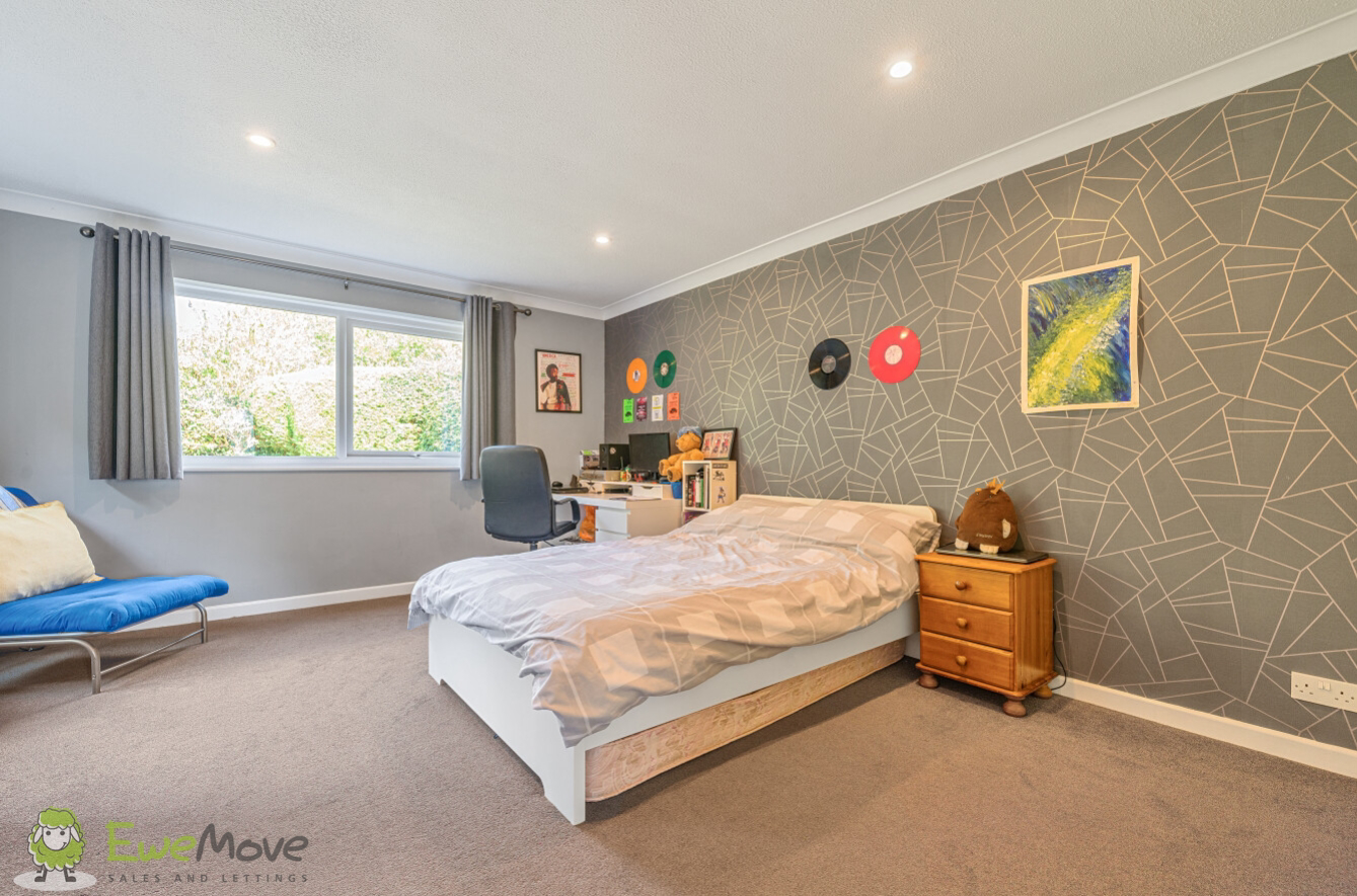 Hollybush Lane, West Heath, Baughurst, Tadley, RG26, photo 13