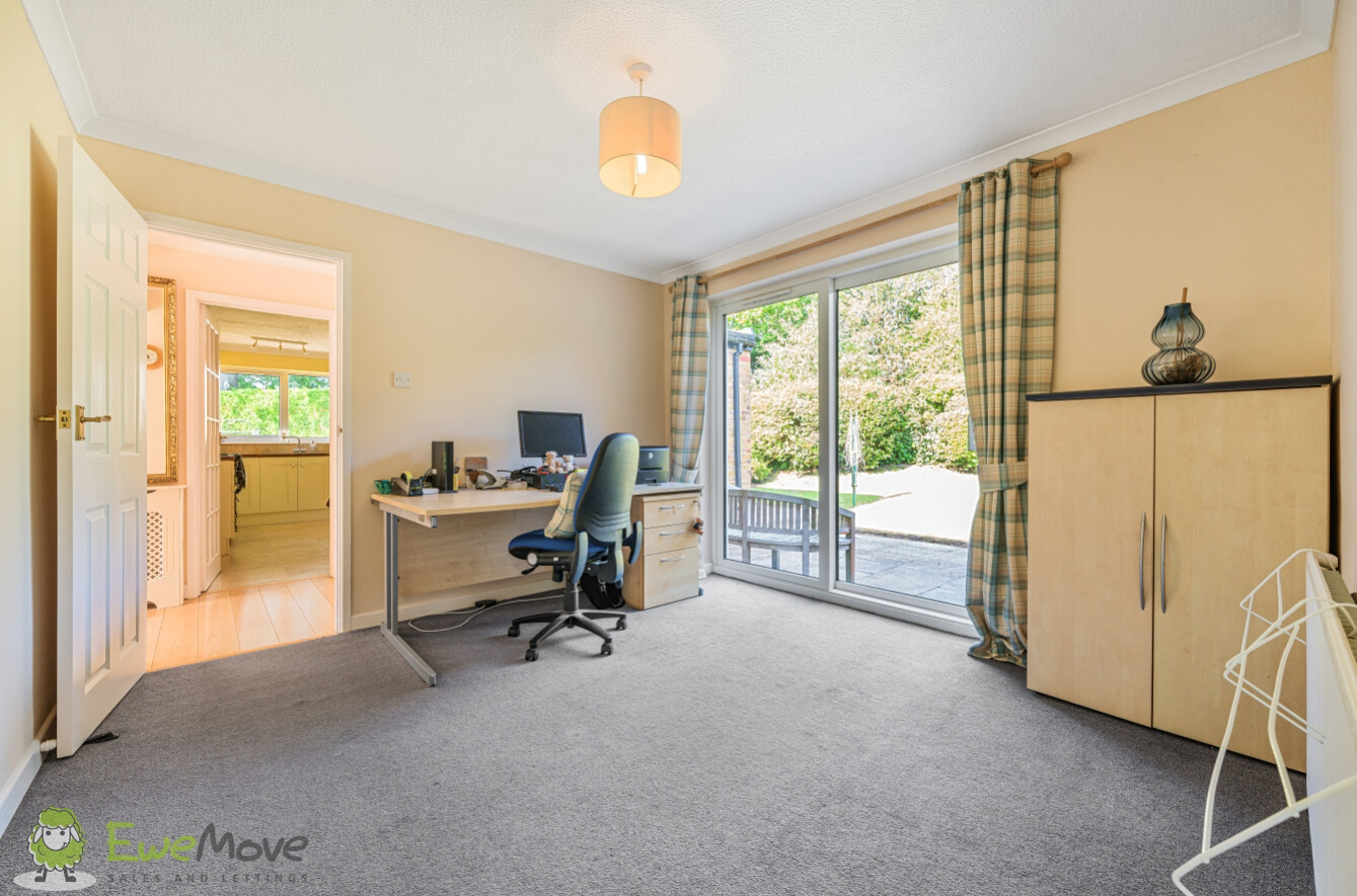 Hollybush Lane, West Heath, Baughurst, Tadley, RG26, photo 9