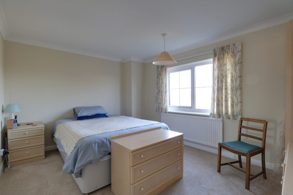 Cumberland Gardens, Castle Bytham, Grantham, photo 13