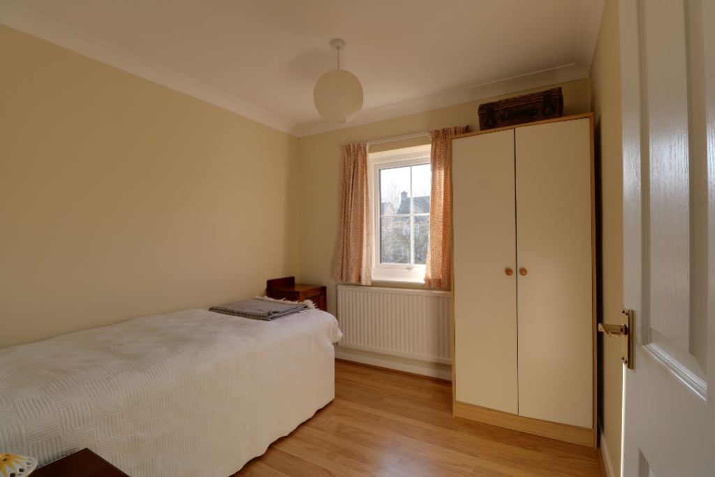 Cumberland Gardens, Castle Bytham, Grantham, photo 17