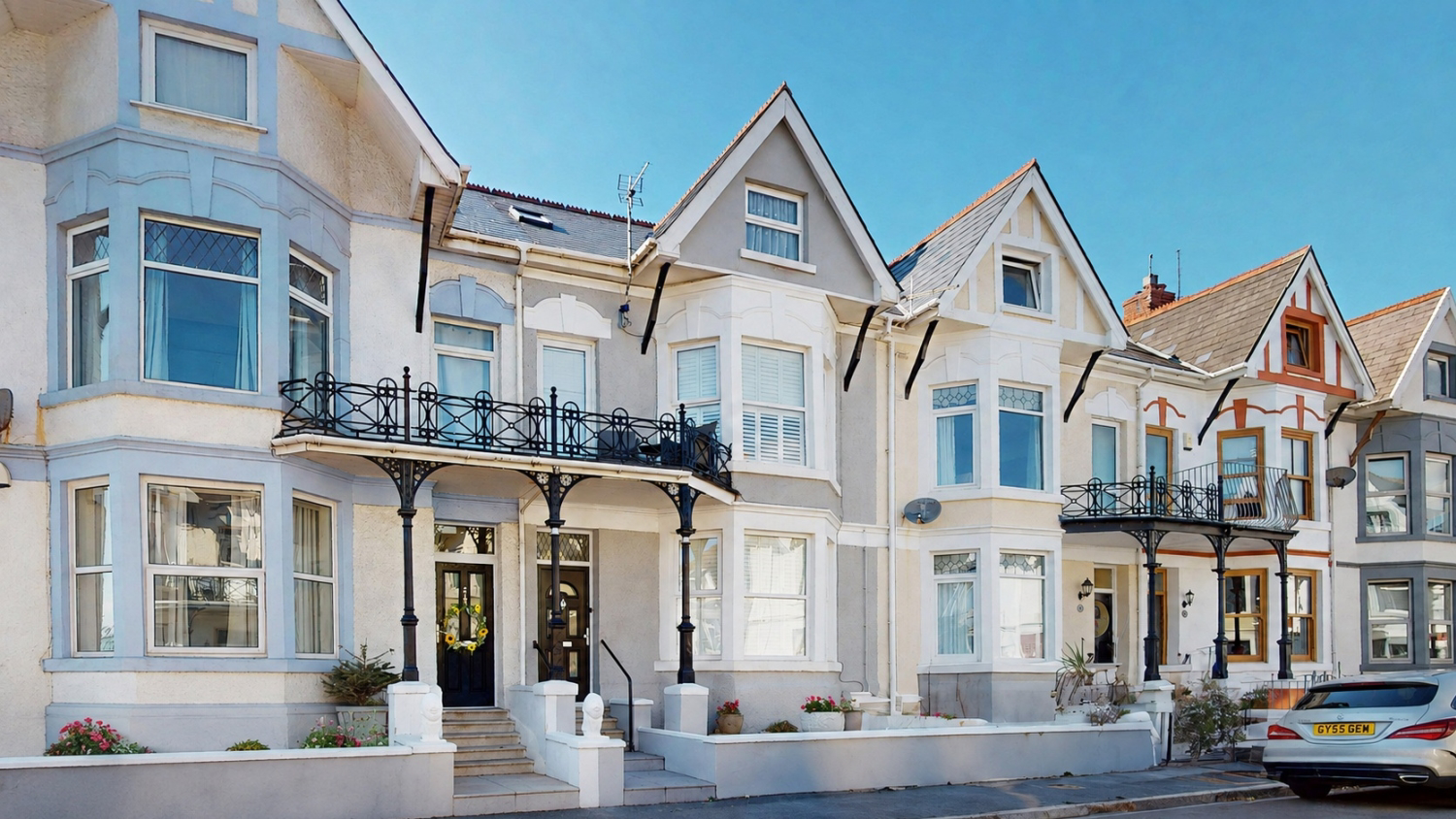 Picton Avenue, Porthcawl, Mid Glamorgan, CF36