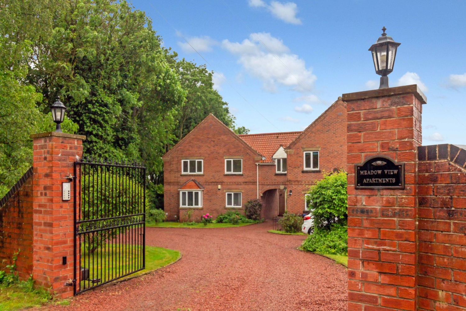 Meadow View Apartments Ouston Lane, Tadcaster, LS24 8DP