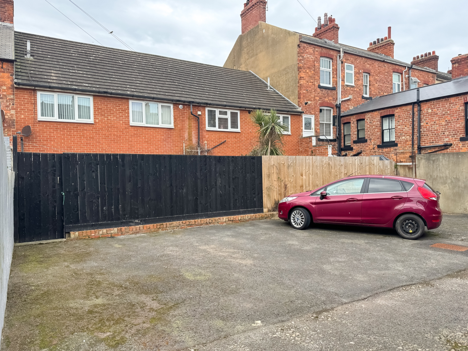 Pearl St EweMove Saltburn-17