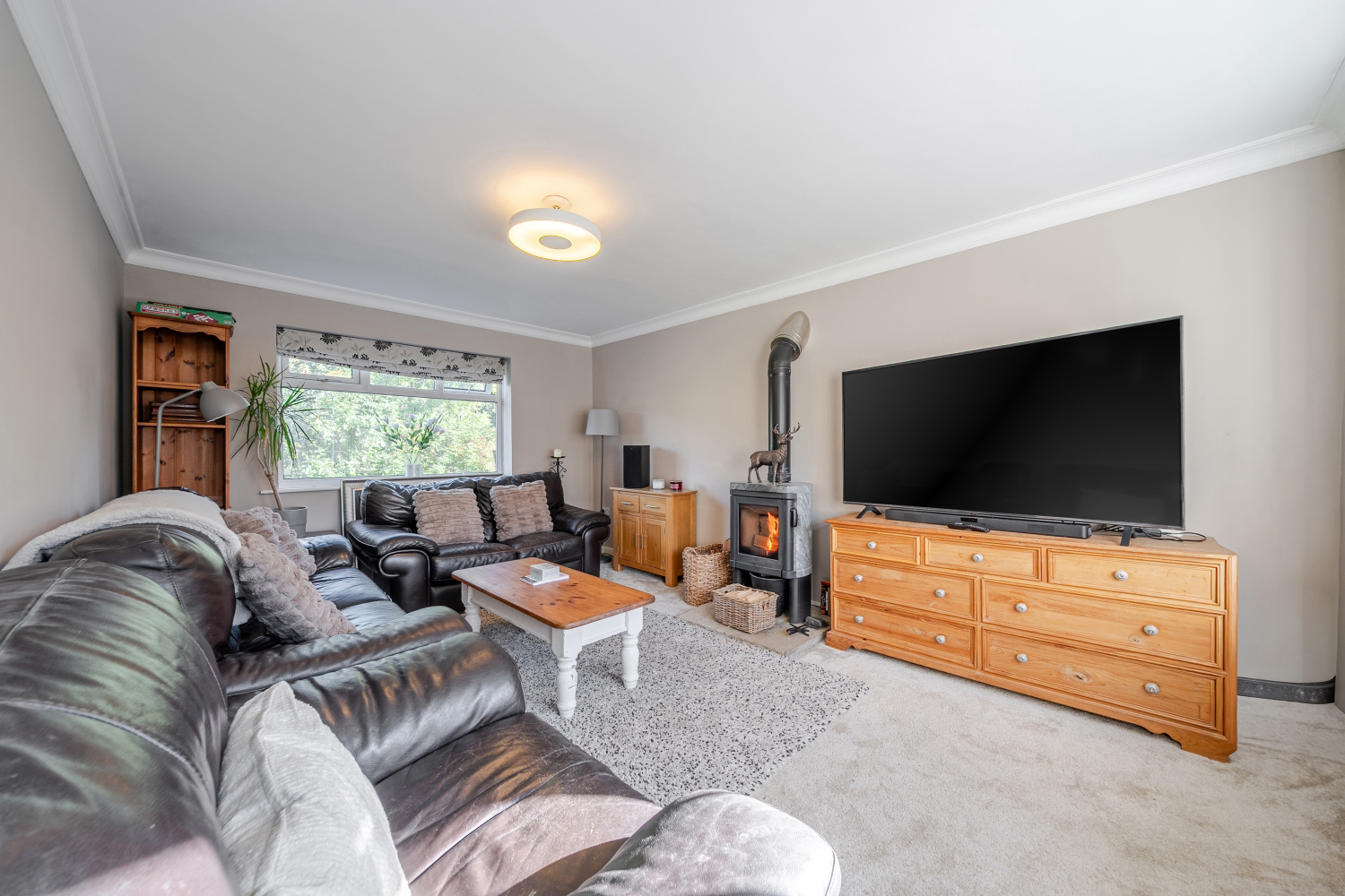 REGAL CLOSE, SOWERBY BRIDGE, WEST YORKSHIRE, HX6, photo 2