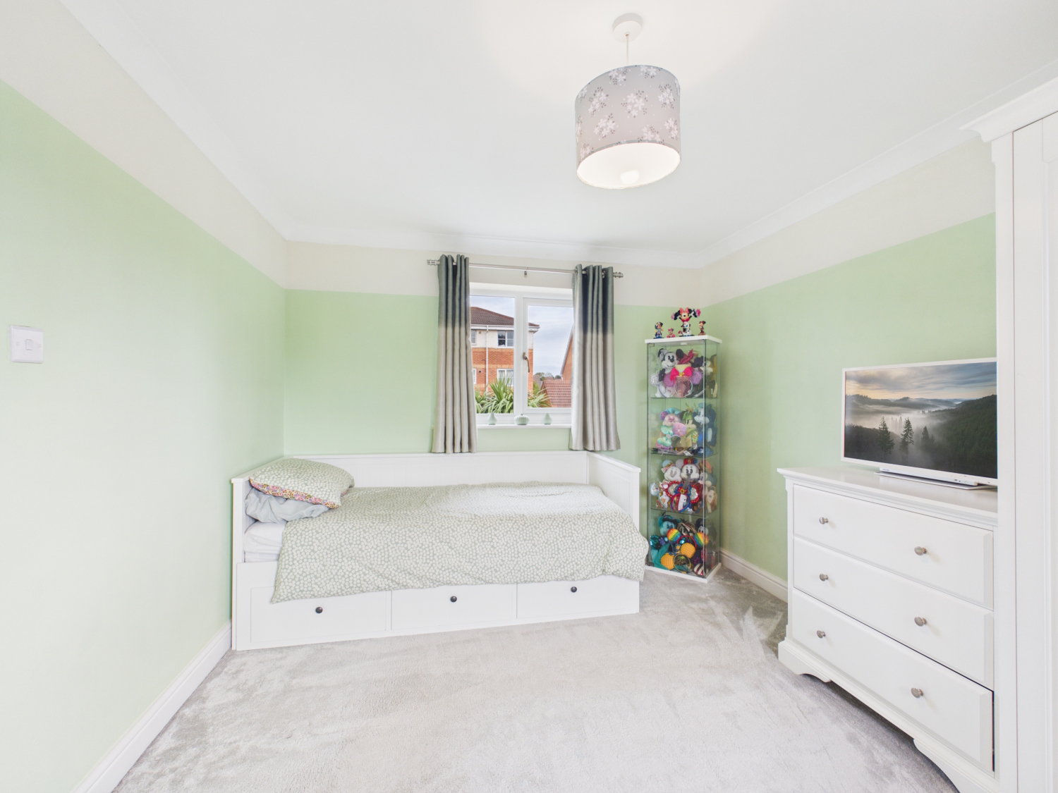 WILLOW COURT, ALVERTHORPE, WAKEFIELD, WEST YORKSHIRE, WF2, photo 16