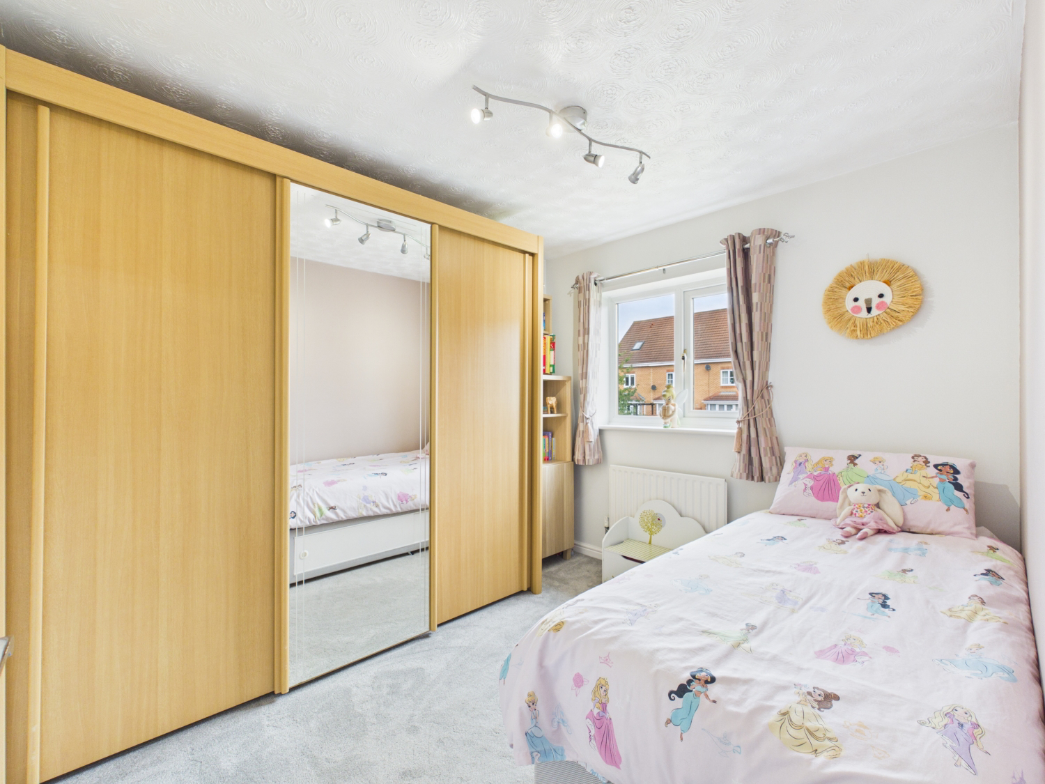 WILLOW COURT, ALVERTHORPE, WAKEFIELD, WEST YORKSHIRE, WF2, photo 18