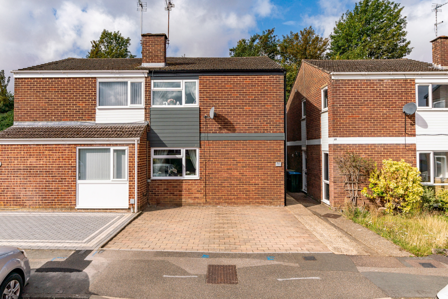 Frensham Drive, Bletchley, Milton Keynes, Buckinghamshire, MK2