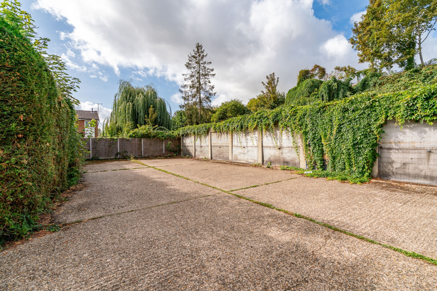 Frensham Drive, Bletchley, Milton Keynes, Buckinghamshire, MK2, photo 7