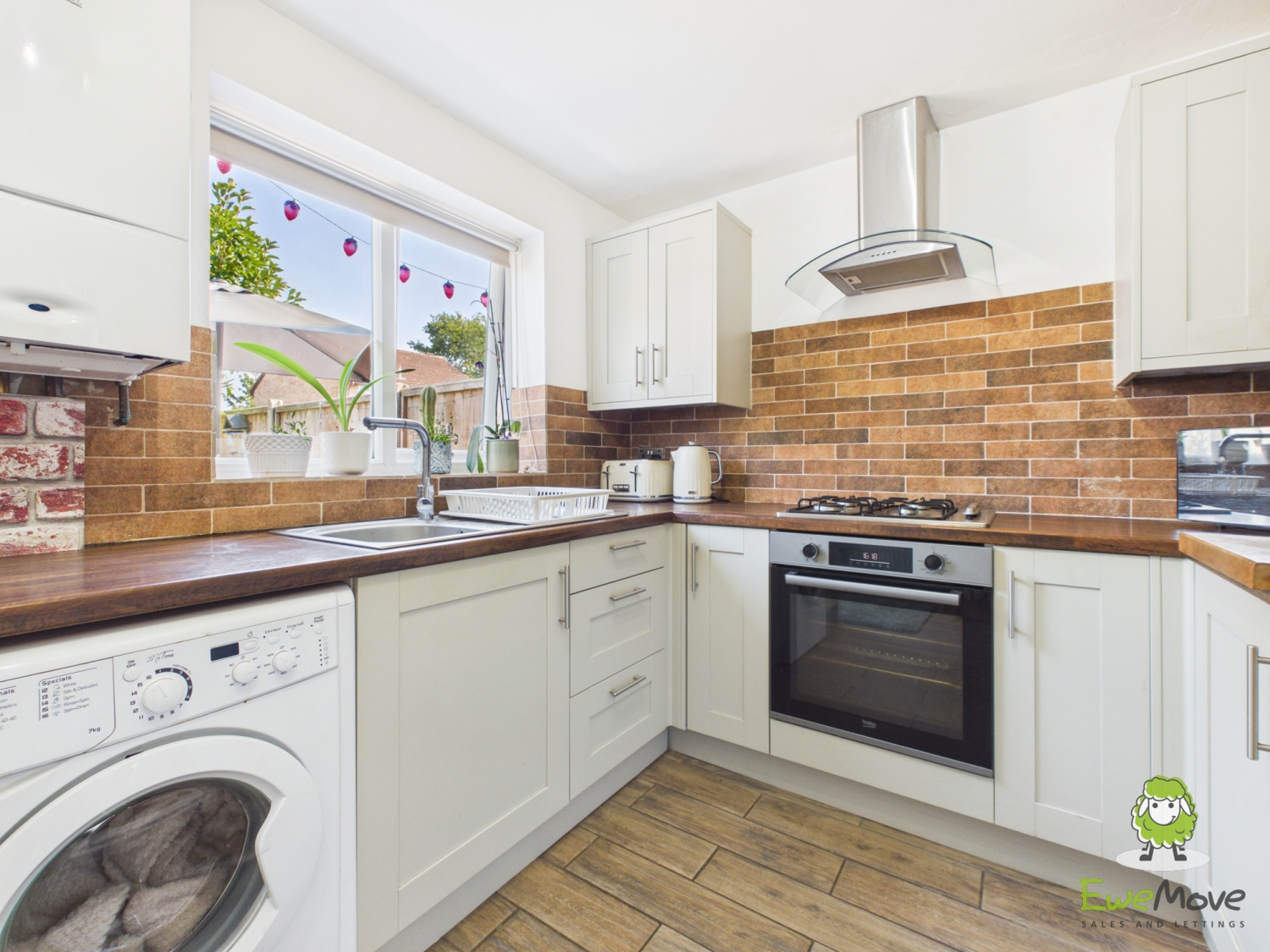 Calleva Close, Basingstoke, Hampshire, RG22, photo 2