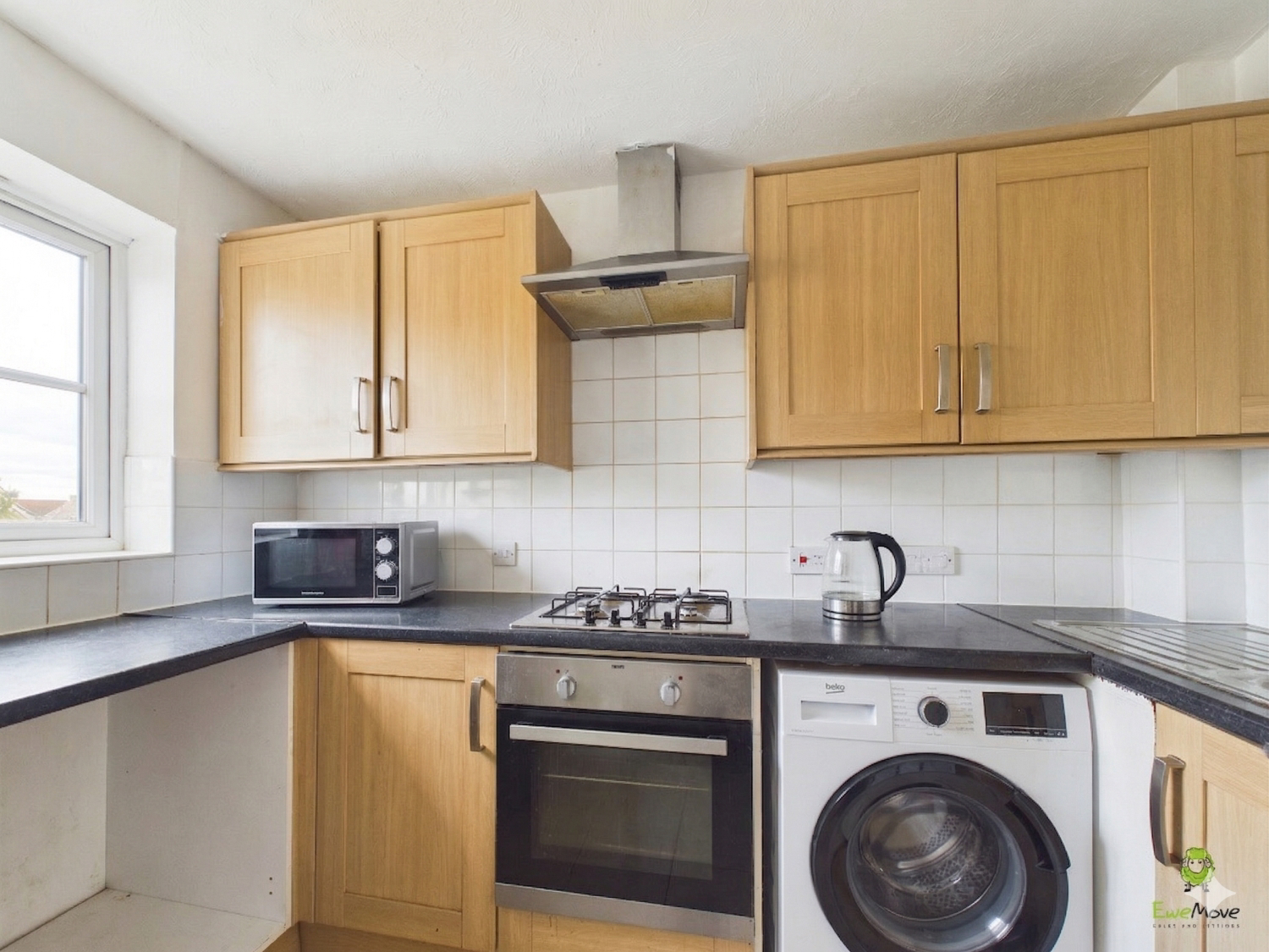 Woburn Close, London, SE28, photo 2