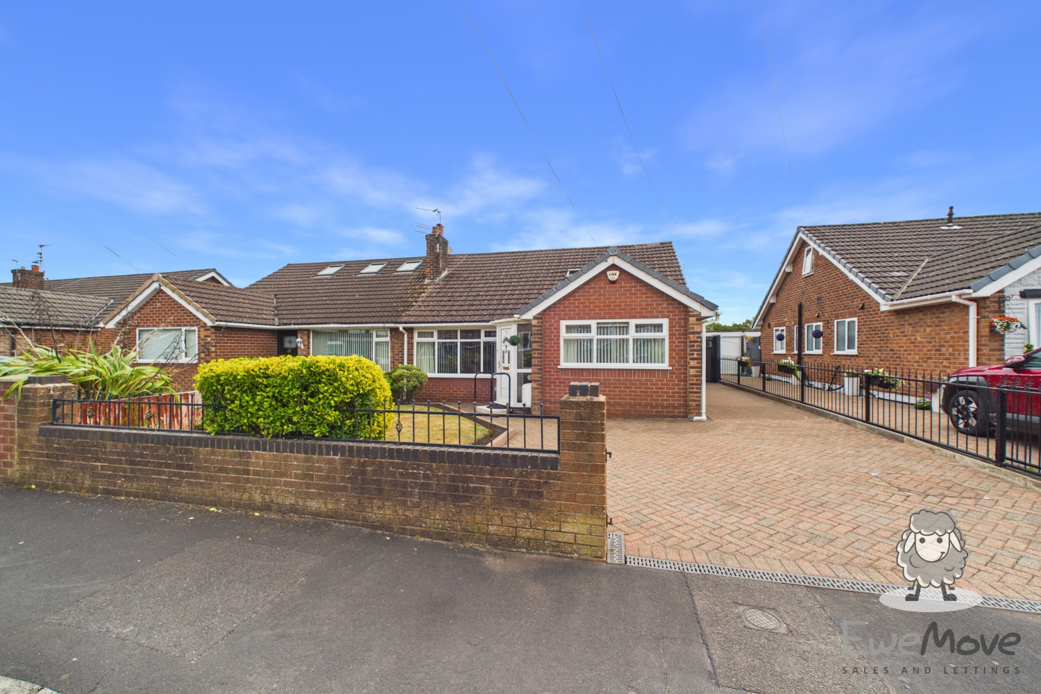 CRANSHAW AVENUE, CLOCK FACE, ST. HELENS, MERSEYSIDE, WA9