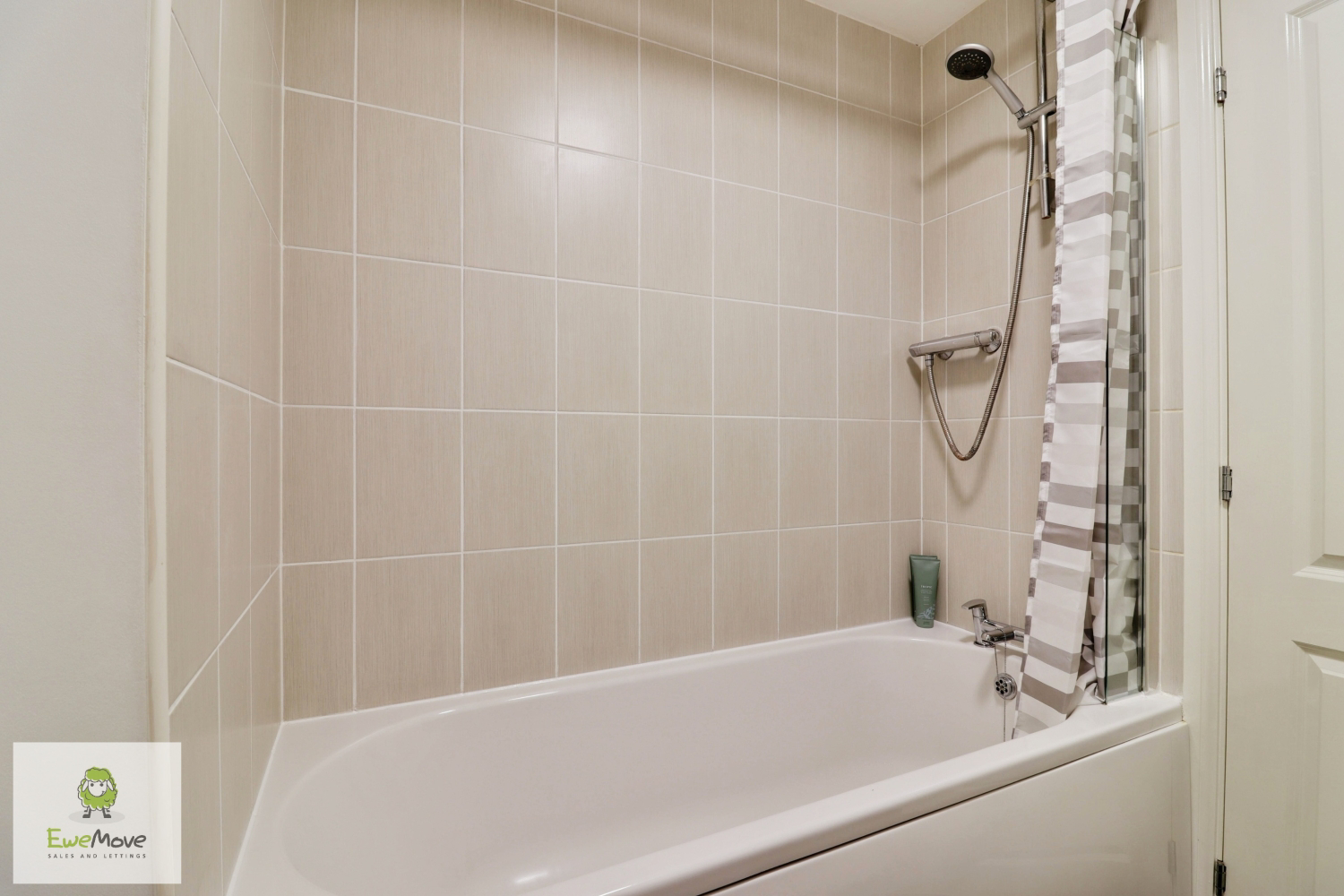 Station Court, Cannock, Staffordshire, WS11, photo 10