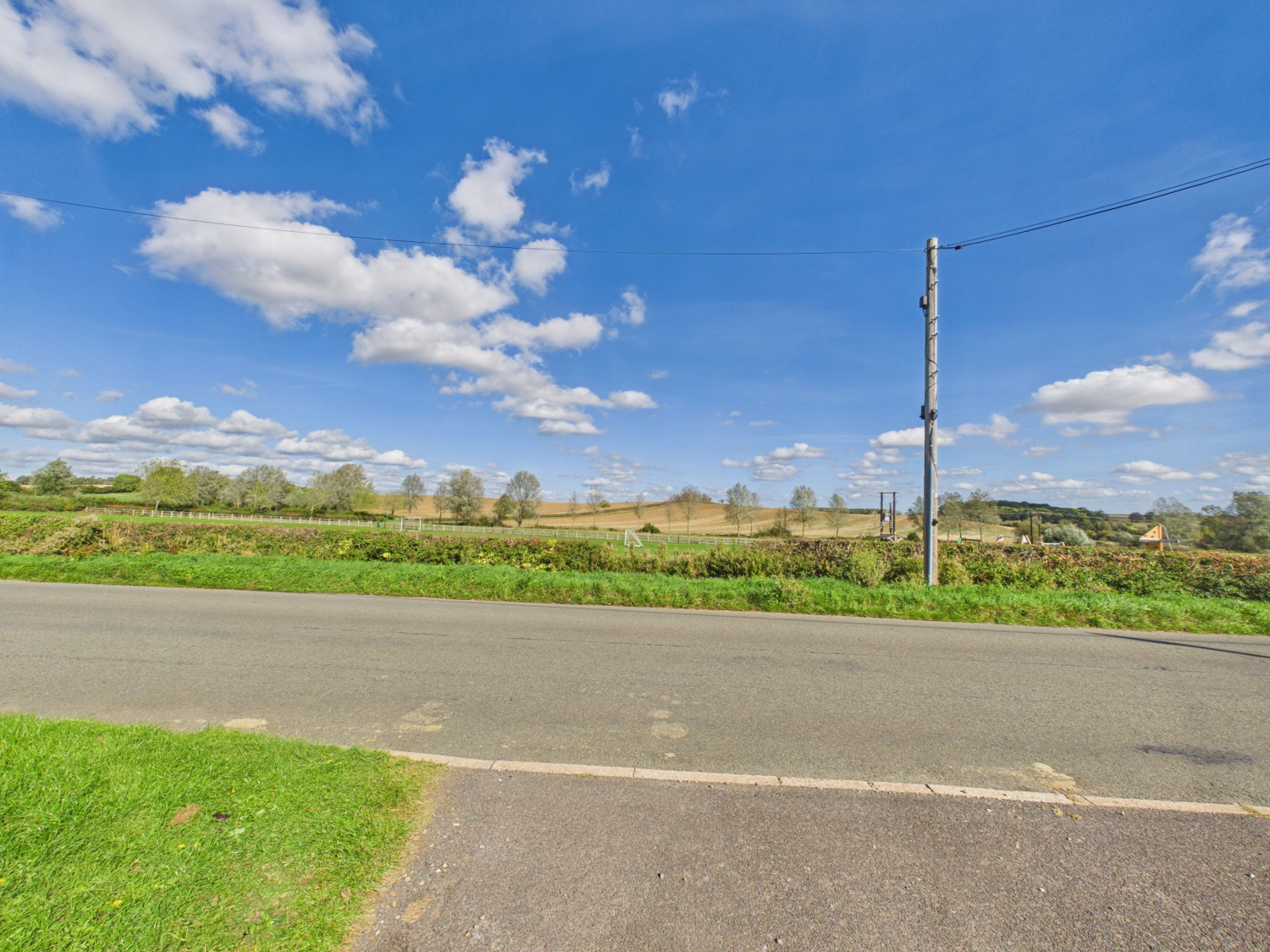 Brixworth Road, Creaton, Northampton, Northamptonshire, NN6, photo 33