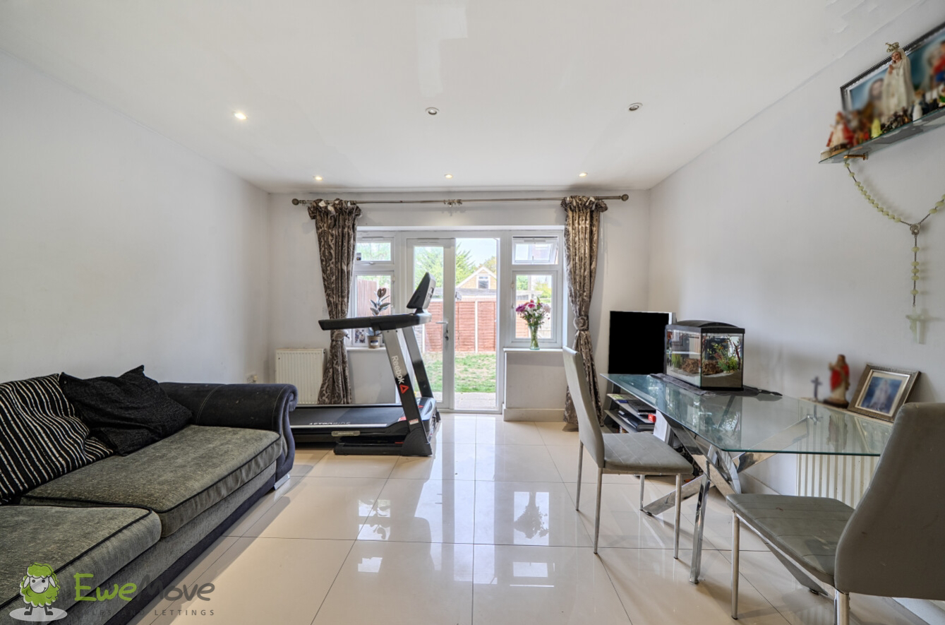 Collingwood Road, Sutton, Surrey, SM1