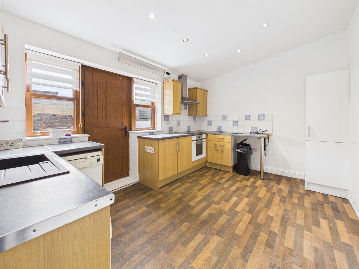 White Lee Road, Batley, photo 11