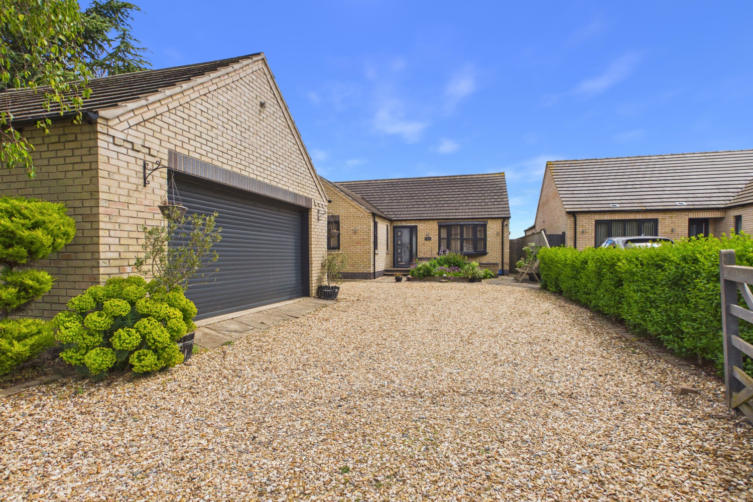 EweMove -  Spalding - Weston Hills - Front of House