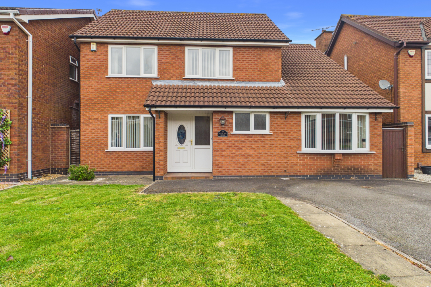16 Windrush Drive, Hinckley