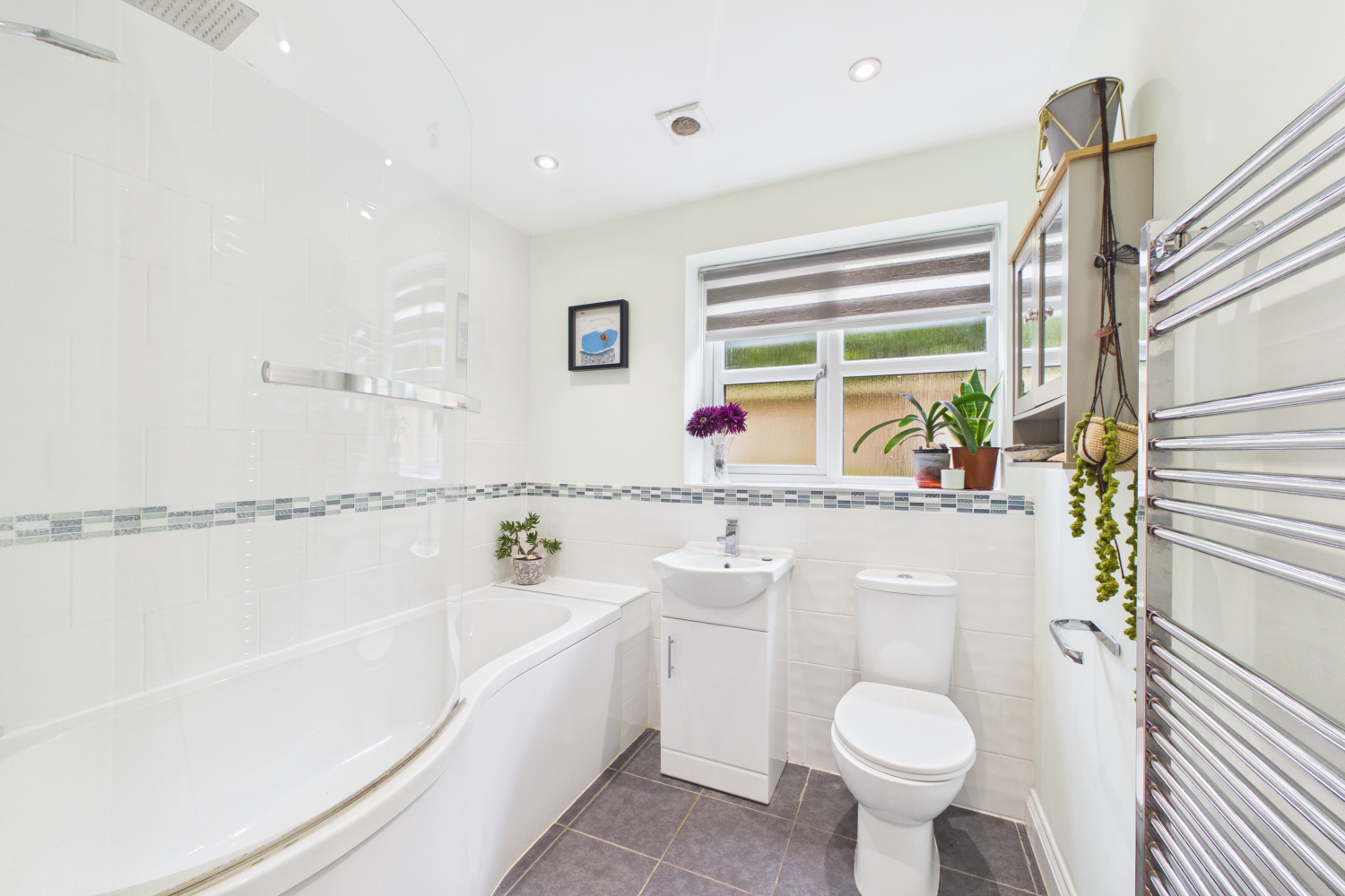 EweMove -  Spalding - Weston Hills - bathroom
