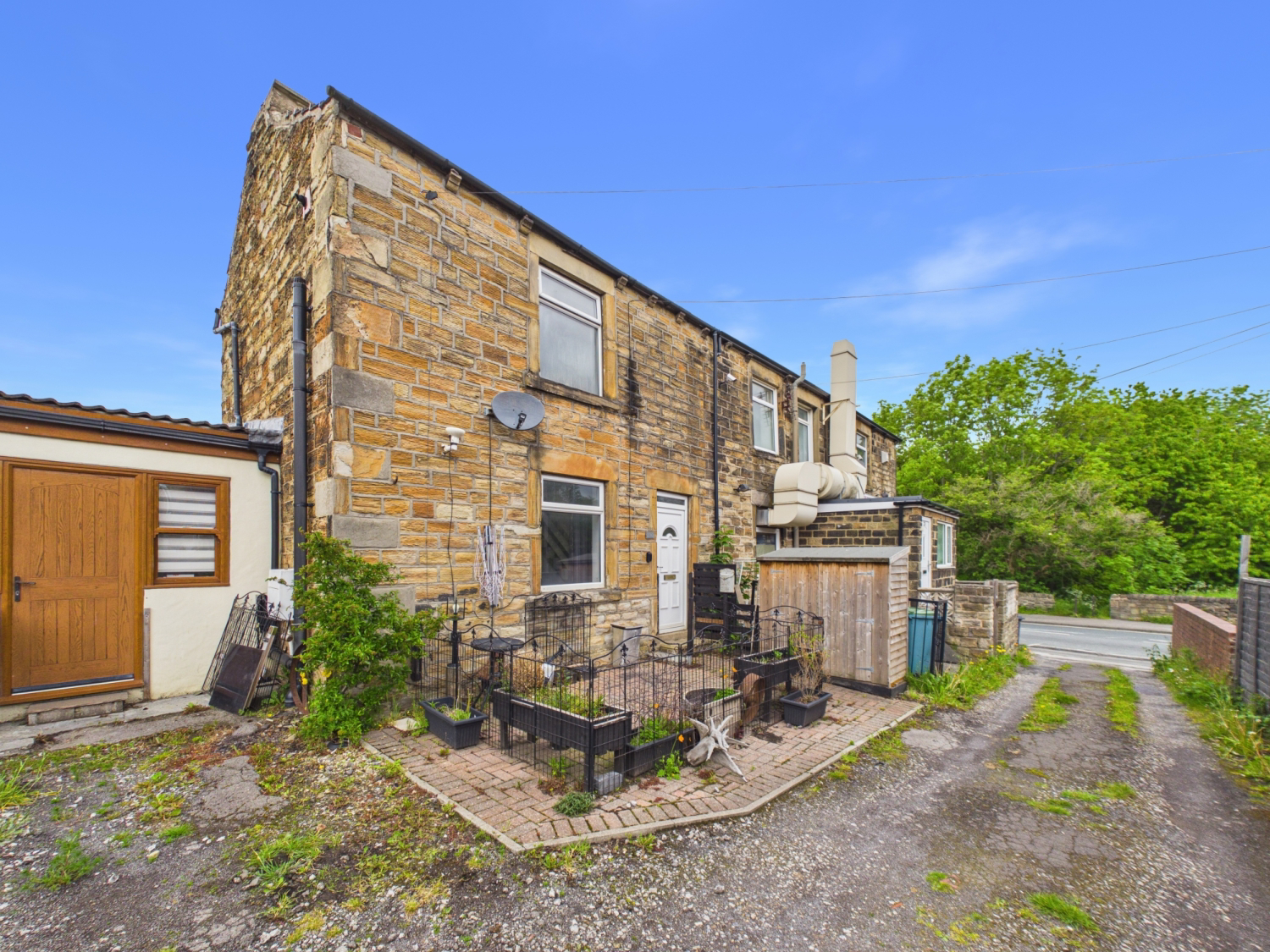 White Lee Road, Batley, photo 17