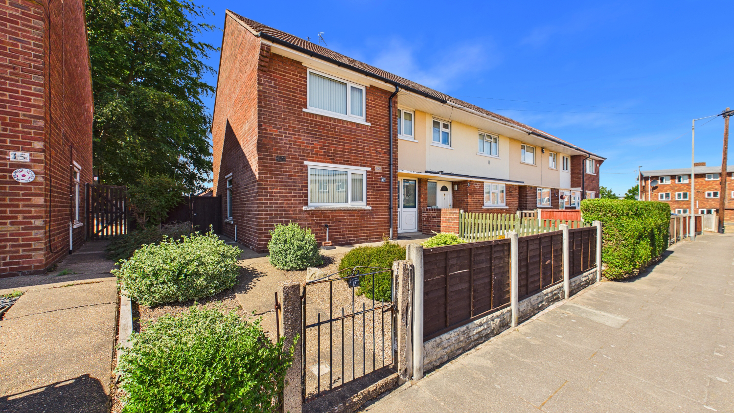WENSLEY CRESCENT, BESSACARR, DONCASTER, SOUTH YORKSHIRE, DN4